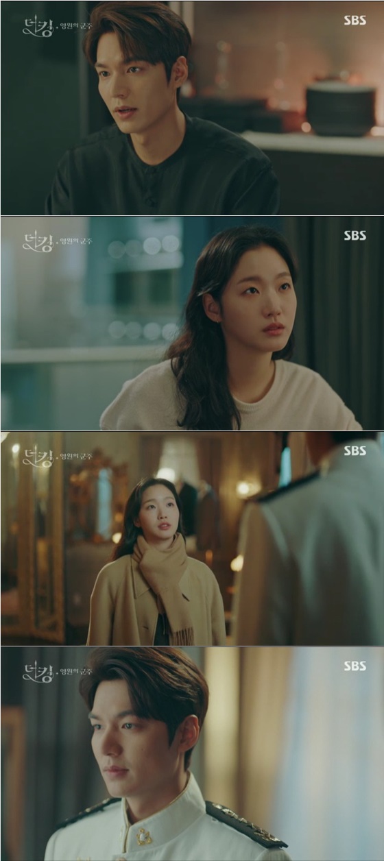 In the SBS gilt drama The King: Eternal Monarch play, Kim Eun-sook, directed by Baek Sang-hoon and Jung Ji-hyun, which was broadcast on the afternoon of the 2nd, Lee Min-ho returned to South Korea and was reunited with Jung Tae-eul (Kim Go-eun).On the day of the broadcast, Jung Tae-eun told Lee, I would have been lonely because I was alone here and there today. In my world. Lee said, You were lonely here?I cant prove that Im me, its pretty awesome. Thanks for picking me up. Lee said, Come over here for a second.I want to write it, but I have no hands. Jung Tae-eun said, I do not think its the first time. And what is love?I laughed.Japan and the wartime situationof the Korean Empire. Egon was dressedin military uniformsand confronted Jeong Tae-eul. Egon said, Ill give you this. I guess Im going to you.I asked Jung Tae-eun, who asked if he was a navy, I was discharged as a captain. I do not know if I believe it, but I am the commander of the Korean Empire.I believe you, he said, and was this a situation when you said you were on display with Japan? Igon said, I wear military uniforms at honorable moments.Ill be right back with honor. Ill see you again.Igon, he said, I thought it was a name I did not call, but it was a name I only asked you to call. So Jung Tae left for South Korea, a parallel world. Jung Tae-eul said, He did not come soon.He was a man beyond 1 and 0, Igon thought, wearing a military uniform and boarding the Aegis ship, who said, I was going to come as a reserve captain, but this is what I came.I will be the last sailor to ascend, he said. Leeon told the captain his intention. And the captain (Jeon Nomin) fired at the Japanese Iji.Prepare for a 30-yard aim ahead of the Izzy ship, Igon ordered. I think its a good idea. Wait. Not for a long time.Lee Gon heard the story of Lee Rim (Lee Jung-jin) from Lee Jong-in (Jeon Mu-song), a member of the party.Lee Jong-in said, Not to mention the appearance, Jimin was confused in front of the same strange bond, so I hid it. Lee said, You hid it for a long time.Igon said to himself, The concern of the road palace was right, I became dangerous, the reverse Irim was alive, the door to another world.If the purpose of the reverse simulation was in mind from the beginning, he would surely come to find the half of me. After that, Igon came to South Korea, a parallel world.Lee asked Jeong Tae-eun, How are you? I waited. Jeong Tae-eun ran to Igon immediately. Lee said, So the concern of the road was wrong.I thought that Jung Tae is not dangerous to me, but dangerous to Jung Tae. In The King: The Monarch of Eternity, Lee Min-ho concluded the exhibition situation with Japan and came to South Korea, a parallel world.Kim Go-eun waited for Lee Min-ho, who reunited with Kim Go-eun, asked: How are you? Did you wait for me?Kim Go-eun nodded and ran for Lee Min-ho, so the pair reunited fondly.But Lee Min-ho thought he was a danger to Kim Go-eun, and attention is focused on what changes will happen to the two in the future.