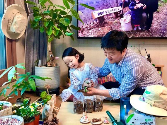 도토리기획 이미지