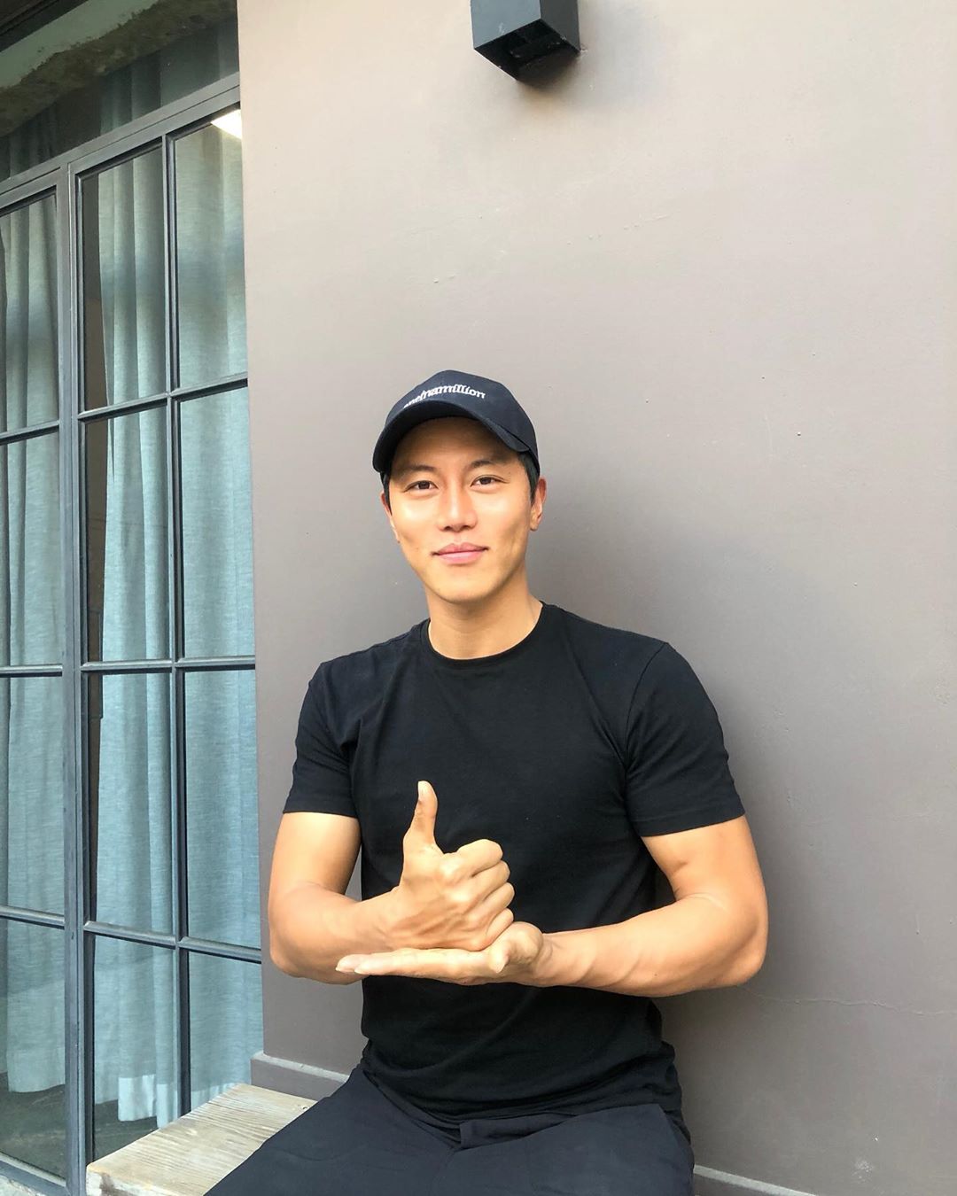 Actor Eum Moon-suk joined the Challenge Vonn thanks to it.Eum Moon-suk wrote on his Instagram account on Thursday: Hello, this is Actor Eum Moon-suk.Under the nomination of Jin Seo Yeon Actor and Park Joon Suk Actor, he joined the meaningful relay: with an unprecedented Corona 19, Im having a difficult time with World.Thank you for the sacrifice and hard work of the medical staff who are working hard to overcome the crisis at the forefront so that we can have a healthy day. I would like to express my respect to Thank You again to the former World medical practitioners who are sweating all day and night without letting go of the tension at this moment, and I hope that #Thanks to the challenge support will be a little support for the medical staff.Singer Hwang Chi-yeul, Actor Ryu Seung-soo, I name you. Lindsey Vonn is a campaign to support medical staff who are present in the medical field to overcome the new corona virus infection (Corona 19).On the other hand, Eum Moon-suk will appear on the SBS drama Convenience Store Morning Star scheduled to air in June.Photo: Eum Moon-suk Instagram
