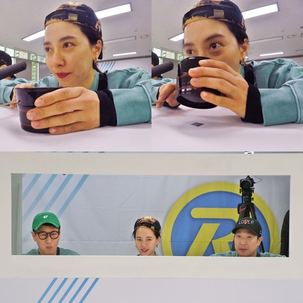 On SBS Running Man, which is broadcasted today (10th), Song Ji-hyo, who is loved by Dam Ji-hyo, plays.In a recent recording, Song Ji-hyo went on the Mukbang ASMR mission and unlike the members who are familiar with Mukbang, I am the first Mukbang.Ill just eat it, he said, showing some nervousness.But when Mukbang started, the atmosphere turned 180 degrees.It also showed a delicious Mukbang sound and Mukbang comment that feel the richness of the taste, and it quickly became a Mukbang-based ace.The members admired Song Ji-hyo is the best and Actor is Actor.On the other hand, various members of Mukbang continued on this day.Haha raised the expectation of the members with the high-quality Mukbang sound, and Lee Kwang-soo confused everyone with disturbance Mukbang which is hard to notice what kind of food.Song Ji-hyos other Dam Breakdown Challenge, which has been breaking down various walls from the latest fashion dance to 10 million movies, can be found at Running Man, which is broadcasted at 5 pm today.Running Man