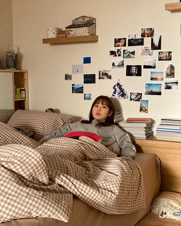 Kim Seul-gi encouraged the MBC drama The Mans Memory last time.Actor Kim Seul-gi posted a photo on his instagram on May 13 with an article entitled ? Today is His Nams last episode?!The photo shows Kim Seul-gi lying on the set; Kim Seul-gis lovely look catches the eye.kim myeong-mi