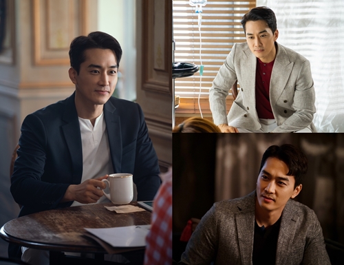 Song Seung-heon transforms from a professional food psychology psychiatrist to a professional food psychiatrist in Ill have dinner with you.MBCs new Cruel Love, which will be broadcasted on the 25th, will be a delicious one-piece romance drama in which two men and women whose love feelings have been degraded due to the parting wounds and the solo culture will join together for dinner and fall into each others charm as if they were riding.Song Seung-heon will play the role of Kim Hae-kyung, who has a rough but warm and delicate inner part.Kim Hae-kyung, played by Song Seung-heon, is a well-known psychiatrist who treats his clients mentality through food and dining.He is a celebrity who is mentioned as the first place in all kinds of media with a good-looking appearance as well as a food therapy of 200% satisfaction, but he has a hard-on feeling that he is extremely reluctant to expose his face except for counseling.In particular, Song Seung-heon will return to MBC drama in seven years after When a Man Loves, and will show a long-lasting romance through the new Cruel Love I Want to Drink Like Evening to prove the power of a global star once again.Also, with the romantic airflow with Seo Ji-hye foreshadowing, expectations are high for his great success in melting The Earrings of Madame de....