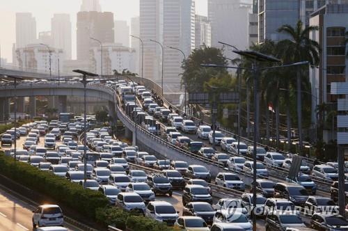 자카르타 교통량 슬금슬금 '증가' [로이터=연합뉴스]