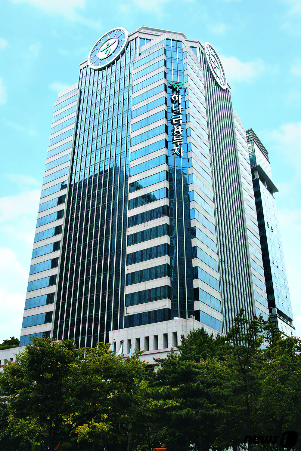 에이치컴퍼니(H컴퍼니) 이미지