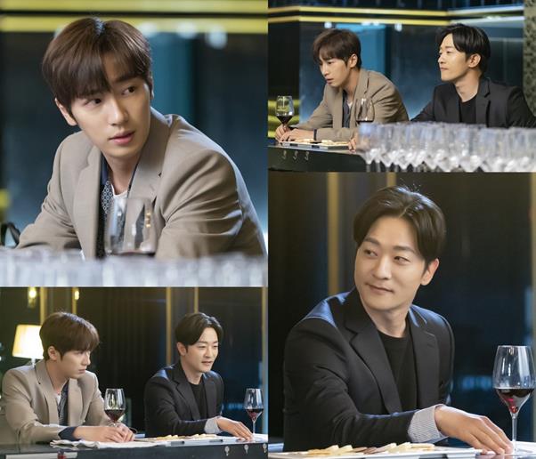 ALEKS Corporation confides to Lee Sang-yeob about the truth that he has hidden.In the 33rd and 34th KBS 2 Weekend drama Ive Goed Once, which will be broadcast on the 23rd, Lee Sang-yeob (Yoon Kyu-Jin) and ALEKS Corporation (Lee Jung-rok) will be drawn and the triangular relationship will be deepened.Earlier, Yoon Kyu-Jin (Lee Sang-yeob) announced the perfect farewell by ending his marriage with Song Na-hee (Lee Min-jung) and his only marriage and even a cohabitation contract.However, he could not hide his complex mind, paying attention to his senior Lee Jung-rok (ALEKS Corporation), who showed interest in her.Especially, he showed his hand holding Song Na-hees hand and showing his appearance.Among them, the meeting between Yoon Kyu-Jin and Lee Jung-rok is caught and the tension is raised.In the meantime, Yoon Kyu-Jin has shown a nervous breakdown as well as a nervous breakdown to Lee Jung-rok, so they are amplifying the expectation for the broadcast for what reason they met.Especially, Yoon Kyu-Jin, who is sitting with a hard look like he is in trouble, and Lee Jung-rok, who looks like a relaxed smile, contrasts with the unusual atmosphere between the two.On this day, Lee Jung-rok confesses his sincere heart that he has been secretly showing, and makes Yoon Kyu-Jin embarrassed.So I wonder what kind of story has come between them and what Lee Jung-roks sincerity is.Yoon Kyu-Jin, who was experiencing a wave of emotions after his divorce with Song Na-hee, will face a change of heart with Lee Jung-roks meeting on KBS 2 Weekend drama Ive Goed Once, which airs at 7:55 pm on the 23rd.