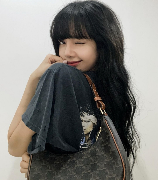 BLACKPINK Lisas Beautiful looks attract attention.On Wednesday, BLACKPINK Lisa posted a photo on her sns.Lisa in the picture is winking: His extraordinary beautiful looks were enough to attract BLACKPINK fans and netizens.On the other hand, YG Entertainment announced on the 18th that BLACKPINK has completed the recording of more than 10 new songs and completed the first regular album work.In addition, YG foreshadowed BLACKPINKs vigorous activities, which outlined large-scale projects that would continue into the second half of the year as it first formulated BLACKPINKs comeback in June.YG said, The first new song of BLACKPINK to be released in June is a pre-release title song. Currently, the members are spurring on the final work such as preparation for music video shooting and choreography practice. YG also announced that a special type of second new song is scheduled for July ~ August. However, it was difficult to tell the details of this song in advance due to internal circumstances.BLACKPINKs first full-length album, which will peak in 2020, was planned to be released in September.