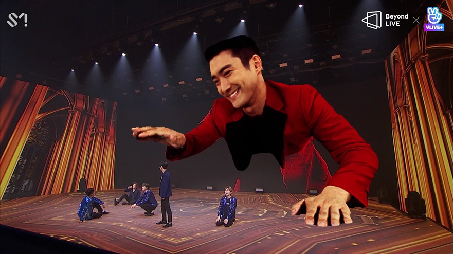 Choi Siwon of idol group Super Junior surprised fans by appearing on stage as a 12m giant at the online Concert.According to SK Telecom on the 1st, Choi Siwon suddenly disappeared from the stage during the performance of the paid online concert Beyond Love Live! the previous afternoon, and then appeared in a 12-meter-sized 3D Mixed Reality (MR) image behind the stage.Choi Siwon, a huge 3D image, waved and talked to members for 30 seconds, and to 120,000 online audiences, No Challenge? No Change!(It is only if we constantly challenge that we can create a better world.)Choi Siwons 3D image is produced by SK Telecoms Mixed Reality production company Jump Studio, which was launched last monthLove Live!!It is the first case applied to a performance.Mixed reality content will change the paradigm of entertainment, such as performances, movies and dramas, said Jeon Jin-soo, head of SK Telecoms 5GX service division.