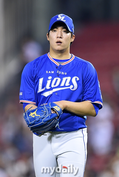 The Samsung Lions Baby Lion Won Tae-in (20) was hit by only five hits in seven innings at Jamsil LG on the 2nd, and Sasagu was not allowed one, leading to a 2-0 victory over the team.Won Tae-in, who has already won his third win of the season, has put the LG line to rest with a heavy fastball that reaches 147km on the day.Especially, Lee Min-ho, a rookie, played a rematch and shook the regret of the last confrontation and this time he was delighted to win.Won Tae-in thanked pitcher Kochi Chung Hyun-wook at Interview after Kyonggi, as he was a benefactor who gave him a decisive word to upgrade himself.A Year Ago in Winter was hands with a change ball, but Chung Hyun-wook emphasized that the fastball should be thrown with power and the change ball should be controlled.Thank you to Kochi, Won Tae-in says.The power of fastballs was raised, so the pitching was easier.As the arrest improved than A Year Ago in Winter, the game against the batter became concise, which became the driving force behind the pitching of more than 7 consecutive innings of 3Kyonggi.The goal is to maintain the same restraint as now.Won Tae-in, who said, The average arrest is on the rise, said, I think Jung Hyun-wook Kochi is well managed and will maintain his arrest now.Won Tae-in said, I actually did not want to lose this time, so I prepared a lot, he said, Lee Min-ho threw really well.It was not good in the first inning, but when I saw the huffing and shouting, I was a model for my juniors, and I was learning. I was stimulated and I pitched intensively until the seventh. 