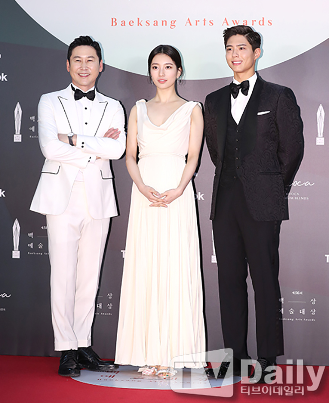 Shin Dong-yup, Bae Suzy and Park Bo-gum (from left) are attending the 56th Baeksang Arts Grand Prize awards red carpet event held in KINTEX, Ilsan, Goyang City, Gyeonggi Province on the afternoon of the 5th.Photo: Baeksang Arts Office56th Baeksang Arts Awards Awards