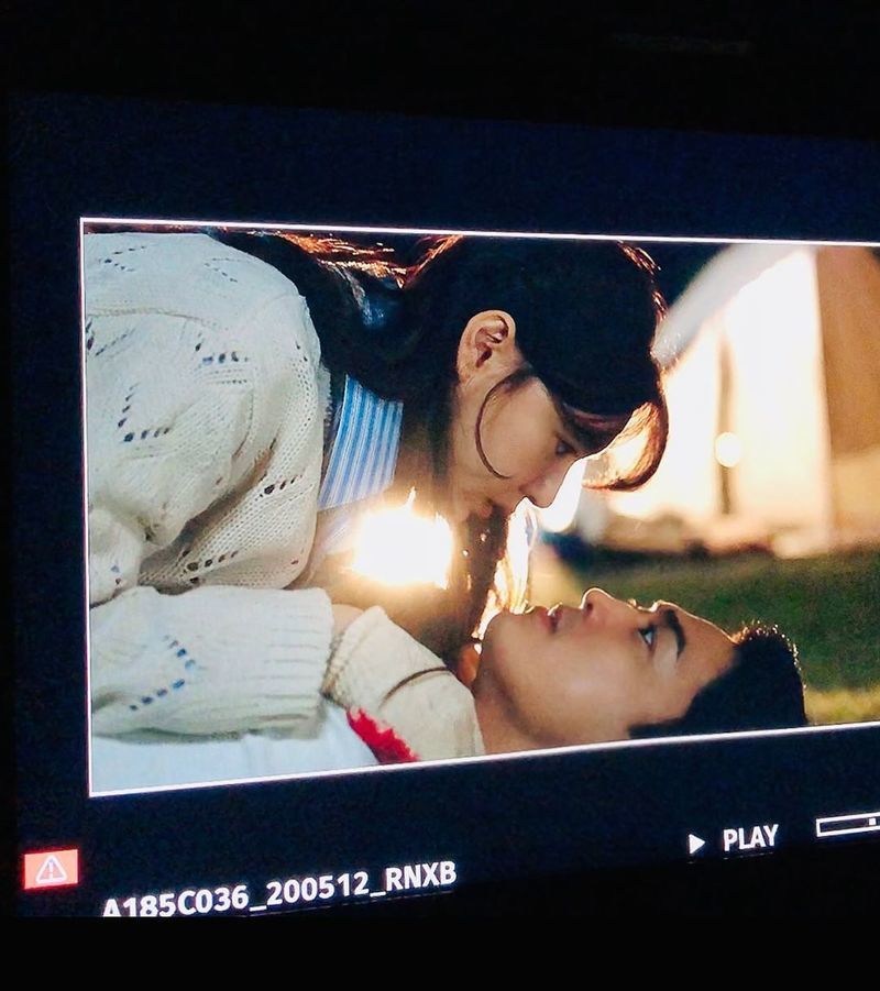 Actor Song Seung-heon encouraged MBC drama I want to eat with you to watch.Song Seung-heon posted a picture on his instagram on June 9 with an article entitled Good morning I want to eat dinner Seo Ji-hye, Song Seung-heon.In the photo, Song Seung-heon and Seo Ji-hye facing each other were shown.The sculptured visuals of Song Seung-heon and Seo Ji-hye catch the eye - the twos pink vibes also stand out.Fans who responded to the photos responded such as Be lovely, Too pretty two shots and Should catch the premiere today.delay stock