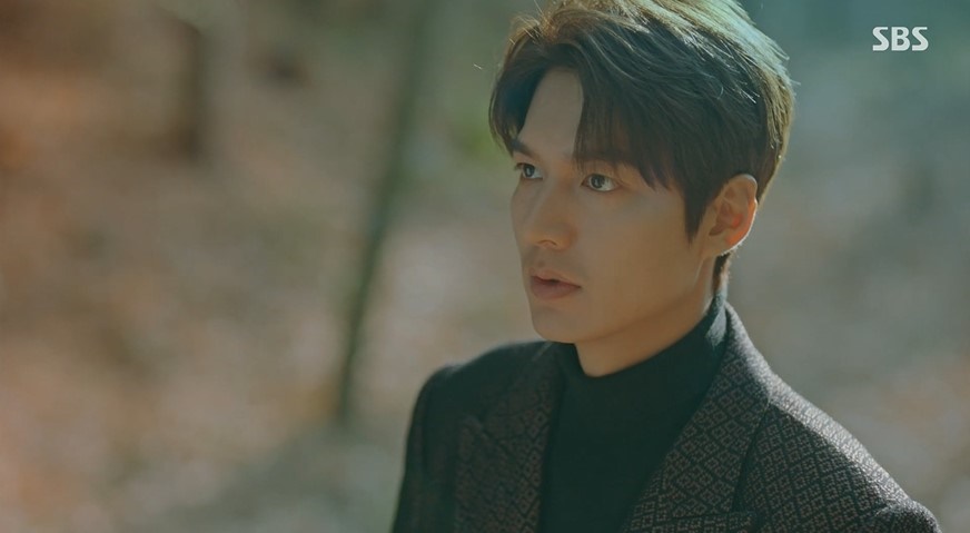 SBS Golden Earth, which had been expected to be the best-selling drama in the first half of 2020, (The King - The Lord of Eternity) was quiet in the evaluation.In the last episode broadcast on the 12th, Lee Min-ho, who returned to the past, finished with a happy ending that finished Lee Jung-jin, a villain, and reunited with Kim Go-eun, completing a romance that crossed parallel World.Based on the unique setting that Korean Empire and South Korea coexist in parallel World, I have expressed the Fantasy Romance genre, which deals with the love story of Korean Empire Emperor Lee and South Korea criminal Jung Tae who cross the door of the dimension.Kim Eun-sook, the best romance drama expert in Korea, and Lee Min-ho - Kim Go-eun, who played an active role as Kim Eun-sooks persona in his previous work, collected a lot of topics before the airing. >  and others were different from each other. Even if the actor appearedBattle Spirits Saikyou Ginga Ultimate Zero Zero was a similar variation of the Kahaani - World Pavilion.Lee Min-ho, the main character of The King, is also considered to be an actor optimized for this character of Prince Deres prince through his previous works.Despite the childish and unrealistic story, Kims works and their protagonists have been loved because of the effect of proxy satisfaction that accurately meets the fantasy that viewers expect.However, the distinction of parallel world from <The King> was an overly complicated and difficult setting for the concept itself to solve the story.Kim Eun-sooks previous works were also based on a minimally realistic consensus, such as chaebol II, soldier-doctor, and so on, although there were many comic or unrealistic settings, The King was a story closer to complete fantasy from Character to the World Pavilion, and its scale and setting became much larger and more complex.Kim Eun-sook is excellent in describing the romance sensibility of the characters, but he was not very good at solving various genres such as history and thriller, or building a detailed and dense narrative.In the end, viewers could not sympathize with the process of growing love across the complex parallel world, and the center of the story was constantly unbalanced between romance and political battle.In fact, the romance of the male and female protagonist, which is the core of Kim Eun-sook World, fell short of expectations.The character of the southern heroine, who has to lead the story, has not been able to have any possibility since the beginning, and has become the main character of the public who is making work and making work.I had to fall to the consensus on the fact that I had to fall in love with the abnormal South heroine.Kim Eun-sooks unique dialogues, like a love confession that appears in an urgent situation or an unsuitable timing, have become a poison that reduces the immersion of the story in this work.In fact, except for the parallel World setting, the character of the protagonists and the romance development pattern itself were more like the self-replication of Kim Eun-sook world previous works.If anything has changed, viewers have become accustomed to the dialogue and setting of Kim Eun-sook Drama to some extent, and even though the romance sensitivity and trend of the public has changed a lot in two to three years, it is rather a boomerang that they tried to settle for the previous box office formula.Lee Min-ho was the first return to The King since his military discharge.Considering the existing image that the public expects Lee Min-ho to actor, and the burden of the person on the blank period, it is understandable to choose to reduce the risk burden with the already proven character and genre works rather than the unexpected transformation.As a result, however, the perfection of the work itself did not meet expectations, and Lee Min-ho also failed to show mature evolution that fits the age and career of his 30s as a practical one-top star actor leading a work.Rather, the fact that Lee Jung-jin, who plays the villain, and the actors performances were more prominent was also left for Lee Min-ho.In addition, <The King> had to suffer from constant noise throughout the airing, from Kahaani to the controversy of the color, excessive PPL, the past affair of the performer, and the unexpected emergency.However, if the popularity and perfection of Drama itself was high, this controversy could have been passed on to a light happening.Battle Spirits Saikyou Ginga Ultimate Zero Zero lesson in The King is that the public eye level evolves much faster than the creators expect.The real reason why The King was ignored is that the complacency and arrogance of the success of the past, whether it is a writer or an actor, can always return to poison.SBS Drama <The King - Lord of Eternity> A quiet exit in a series of bad news