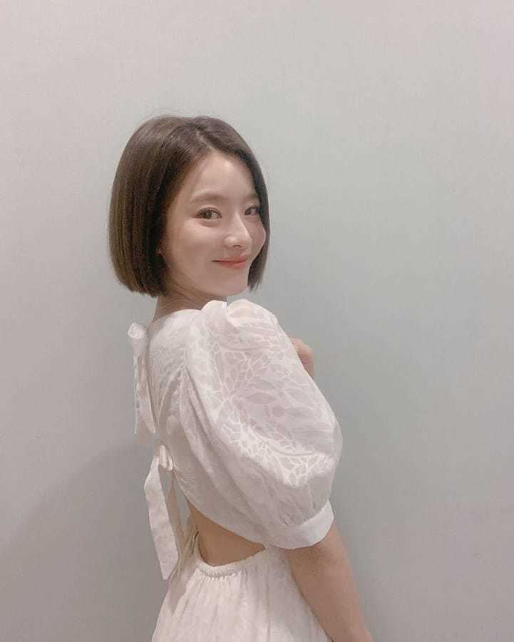 Singer Ben has revealed the latest.Ben posted four photos on his Instagram account on June 15.Ben in the open photo is wearing a white dress and showing off her innocent beauty.Bens clear atmosphere captures Sight. The netizens who watched the photos responded Its so beautiful and Its a beautiful jackpot.On the other hand, Ben participated in the JTBC drama Twin Gap Car OST Part.3 Ill Be.Park Eun-hae