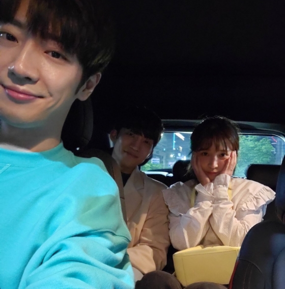 Actor Lee Cho-hee has a Celebratory photo with Lee Sang Yi, Lee Sang-yeobhas released the book.Lee Cho-hee posted a picture on his 14th day with an article entitled Precious Three Shots Today 30 Minutes! #Once she came in.In the photo, Lee Sang-yeob sitting in the front seat of the vehicle and Lee Cho-hee and Lee Sang Yi posing in the back seat are shown.The netizens who responded to this responded such as I am looking forward to it, I am thrilled, and Please make a relationship soon.Meanwhile, Lee Cho-hee, Lee Sang Yi, and Lee Sang-yeob are appearing on KBS 2TV weekend drama I have been to once.
