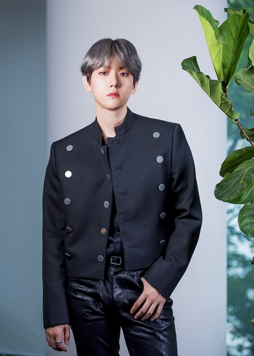 Group EXO Baekhyun has finished recording You Quiz on the Block.On the 18th, an official of tvN You Quiz on the Block said to Star, Baekhyun filmed on the 17th, he said.Baekhyun is the back door of meeting MC Yoo Jae-Suk and Jo Se-ho to talk truthfully.Baekhyun released his second solo mini-album Delight (Delight) on May 25, and is working on the title song Candy.star jo hyun-joo