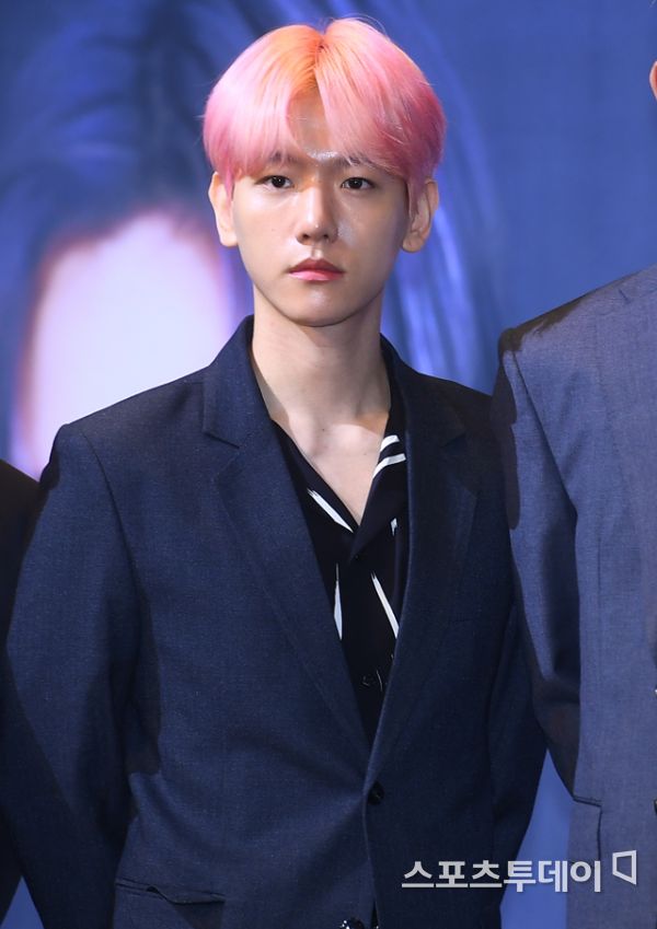 Baekhyun of the group EXO will be on You Quiz on the Block.EXO Baekhyun finished filming on the 17th, an official of the tvN entertainment program You Quiz on the Block (hereinafter referred to as You Quiz on the Block) said on the 18th.According to the official, the recording of Baekhyun will be broadcast on July 1.Meanwhile, Baekhyun released his second solo mini album, Delight, on the 25th of last month.