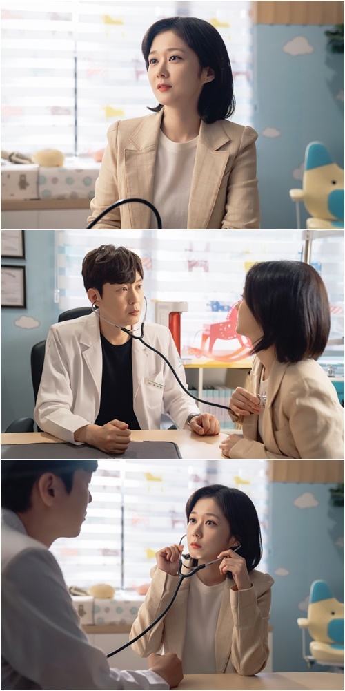 Jang Na-ra and Byeong-eun Park raise interest by foreshadowing Heart Rate Signal, which opens each others heart sounds.The TVN tree drama Oh My Baby Driver (playplayed by Noh Seon-jae, director Nam Ki-hoon, hereinafter Omabe) unveiled a Simkung two-shot connected to the stethoscopes of Jang Na-ra (played by Jang Ha-ri) and Byeong-eun Park (played by Yoon Jae-young) ahead of the 12th broadcast on the 18th, which stimulates curiosity about the situation.In the public steel, Jang Na-ra and Byeong-eun Park are caught listening to each others heart sounds with stethoscopes.The two men seem to listen to their hearts, forming a heartbeat and stimulating excitement.In the meantime, Jang Na-ras unusual expression is captured, amplifying the curiosity of the viewer.The throbbing heart of Byeong-eun Park is embarrassed by the shaking eyes of Jang Na-ra and the frozen face of the unexpected situation while listening.Especially, the gentle eyes of Byeong-eun Park looking at Jang Na-ra make the heart of the person who is hotter than ever.In the last 11 episodes, the drama was tense because it was found that Han Lee-sang (Ko Jun-sun) was inferred by Yoon Jae-young, who followed Jang Ha-ri.Youre done, he said, warning me of anger, and the three men and women who were climbing and falling emotional amplitudes, telling Jang Ha-ri, I think about what more of the child and the person will be done.I am curious whether Byeong-eun Park will reveal his feelings for Jang Na-ra, which has been hidden for a long time.In addition, Jang Na-ra is curious about how he will react to the heart signal sent by Byeong-eun Park on the 18th 12th broadcast.