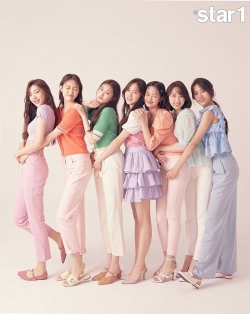 On the 30th, the group Weekly, who is about to debut, took the first photo shoot of his life together.Weekly is a group of new girls who are ambitiously presented in PlayM Entertainment about a decade after the Apink debut; the average age is 17 years old.When asked what modifiers he wanted to get after debut to Weekly, who had a bright and lovely energy, he expressed his aspiration to be a monster-like group that everyone was curious and surprised.Weekly, who has been known as a performance girl group since the debut, and has been attracting attention as an excellent visual. The average height of members is 168cm.I am a little greedy for the modifier Visual Girl Group, which has a bright image and physicals. He smiled shyly.When asked about the role model, all the members answered that they were Apink, the senior member of the same agency. They said, They are seniors who have a lot to learn.I want to be seen as a person who cares about each other. Meanwhile, Weeklys seven-color charm and interview will be released in the July issue of At Style.