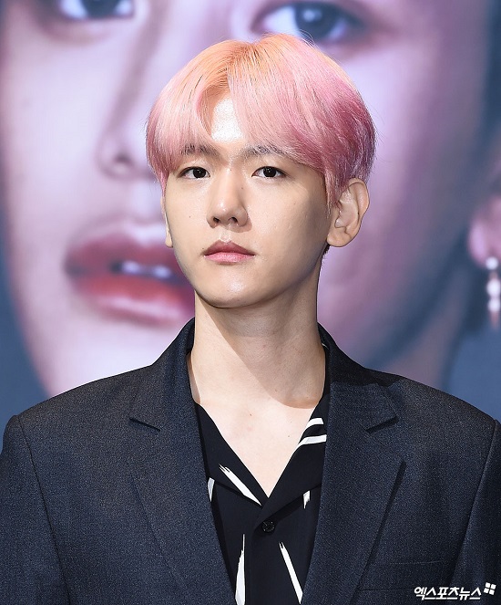 Baekhyun of the group EXO will be on You Quiz on the Block.According to the coverage of the 18th, Baekhyun finished filming TVN You Quiz on the Block on the 17th.Baekhyun, who has been active since the release of his solo album, is the back door that he met Yoo Jae-Suk and Jo Se-ho, MCs of You Quiz on the Block, and finished the recording happily.Meanwhile, Baekhyun released his second mini album Delight and is working as a title song Candy.You Quiz on the Block is broadcast every Wednesday at 9 pm.Photo = DB