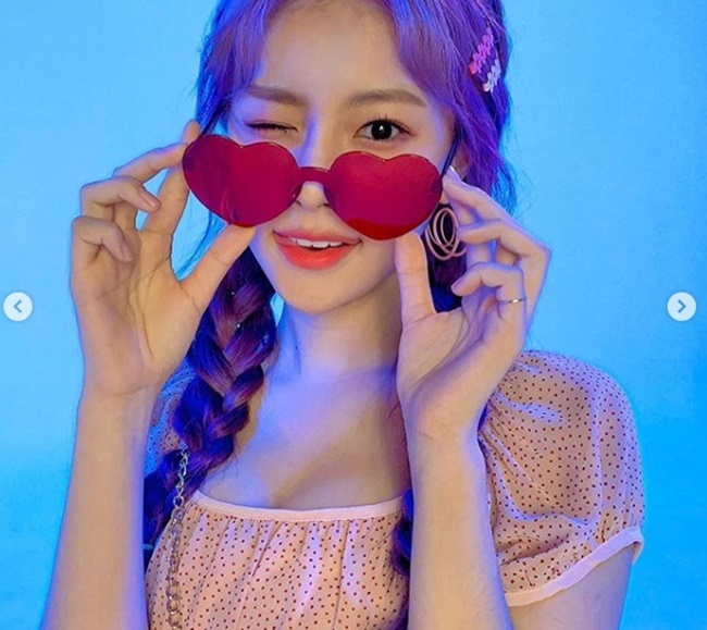 IZ*ONE Kang Hye-won flaunts Leeds Beautiful lookKang Hye-won posted several photos on June 19th with an article entitled See you later on the IZ*ONE official Instagram.Kang Hye-won in the photo is making a lovely look with heart-shaped sunglasses, doubling her mysterious charm with purple hair color.Especially with the comeback, Leeds Beautiful looks caused a heartbeat.The netizens who watched this responded such as It is really beautiful and Goddess Gwangbae.