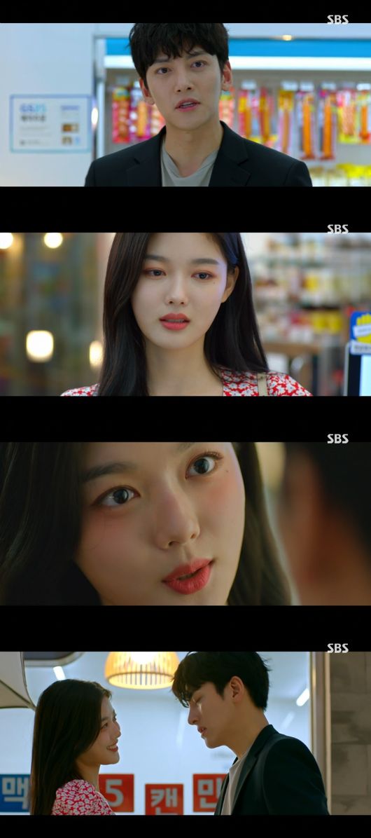 First broadcast Convenience store morning star Ji Chang-wook - Kim Yoo-jung, reunited three years later .. doubting and a simple romance preview Ji Chang-wook and Kim Yoo-jung met three years later as Convenience store manager and part-time student.In SBSs new gilt drama Convenience store Sae-Byeol Lee (playplay by Son Geun-joo, directed by Lee Myung-woo), which was first broadcast on the afternoon of the 19th, Choi Dae-hee and Kim Yoo-jungs first relationship and reunion were drawn.Choi Dae-heon headed somewhere with a bouquet of flowers.Then he found a cat in the sewer and came to the rescue, and even if the clean suit was messed up, he got a cat and applauded.The two men, who were running for another place, made their first connection with a slight bump.The star was on the roof of a building, where friends were being bullied by Iljin. The star overcame the Iljin, who played the school with colorful action.One Iljin said, It is not a fight between women, but the star said, The true woman speaks with her fist.The place where the star and Choi Dae-hee faced again was the street.Choi Dae-heon, who dumped the doll after being dumped by his girlfriend, tongued himself as pathetic guys when he saw a cigarette star.The star asked Choi Dae-hee if he could buy a cigarette, but Choi Dae-hee said, I am not a good person.Where do you want me to buy a cigarette? I want you to go.In particular, Choi Dae-heon advised, Do that later and try to be a youth in a more adult thing. So the star ran to him and kissed him and got the number.The star said, Be careful, I do not know what to do with my brother.Three years later, Choi Dae-heon was working as manager of a Convenience store.To save on the cost of labor, the family worked in a 24-hour Convenience store.However, Choi Dae-hee was a major contributor to his work because his father Choi Yong-pil (Lee Byung-joon) fell down due to health problems and his mother Gong Bae-hee (Kim Sun-young) had to do his main job.Choi Dae-heon decided to choose a part-time student, and it was the first star to appear, and three years later, the part-time star was calming down the neighborhood with his extraordinary fighting skills.The star came to interview Choi Dae-hees Convenience store, and Choi Dae-hee almost remembered and screamed.But when the star seemed to be unable to remember, he was relieved and refused to send it back.Choi Dae-heon, who worked for 40 hours and was exhausted, fell asleep without notifying him of his failure, and when he opened his eyes, there was a good-looking star who worked skillfully and responded to the guests.Choi Dae-hee said there was another interviewer, but the star suddenly cried and said, I feel sorry for him, he will fall because of me anyway.It is a star that has become a Convenience store alba in earnest, but Choi Dae-heon has not doubted.He watched his every move and wondered how to cut it off at a part-time job, especially when the star was educated in the morning and the money did not fit.Eventually, I went to the house of the star, but the house of the star on the resume was almost arrested by the police because it was an illegal prostitution place.In the meantime, however, the star was working part-time.I ran to see if I was stealing a cigarette, but the Convenience store door was locked and the cigarette was not visible, so the suspicion grew.As it turned out, the star was organizing the inventory, and the money was filled.Nevertheless, Choi Dae-heon did not doubt that even if I laugh, I will not be deceived because I failed to come to the plan.The star was upset to know that Choi Dae-hee suspected him. My mother took it because she was in a hurry, he said.You dont listen to me and judge me. Its okay. Its not like this once or twice.And showed off his extraordinary force by kicking on Choi Dae-heon who was about to follow.The star went to the karaoke room with the star. You and I are more suspicious of the same thing.So who would be sad if we were suspected? Choi Dae-heon went home to worry about the star, but could not meet the star.In the meantime, the star made money by promoting.Adult cartoonist Han Dal-sik (Peum Mun-seok) headed to Choi Dae-hees Convenience store after the deadline.Choi Dae-heon brought out a story of hardship by the sidelines, and the two of them chatted about the storm.The moon ceremony assured that the star would not return, but the star returned to work part-time. Choi Dae-hee presented a beef lunch box with a sorry heart.And Choi Dae-heon apologized, saying, Im sorry.The star was disappointed that Choi Dae-hee had a girlfriend.But Jeong said, Mayor, I will be in love with me every day, but tell my girlfriend I am sorry.Choi Dae-hee laughed off the words of the star and went on a date with Yoo Yeon-ju (Han Seon-hwa).And the narration came out that I should not have informed the morning star of the presence of the performance.The star sent a text even though Choi Dae-hee was on a date.At the moment of doubting the star, Han Dal-sik reported that the star was partying in front of the Convenience store with his friends, and Choi Dae-hee returned.