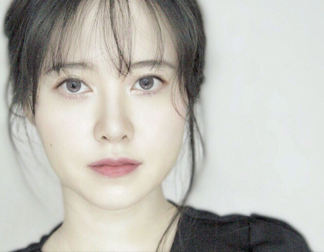 Ku Hye-sun flaunted her unwavering beautiful looksOn the 20th, Ku Hye-sun posted a picture on his Instagram.Ku Hye-sun also added the word B cut along with the photo and informed that the profile photo was B cut.But the word B-cut captures Sight with a colorless, innocent visual: Ku Hye-sun in the picture is staring at the camera with a big eye.Meanwhile, Ku Hye-sun recently made headlines for losing 11kg; he also served as a judge on the Film Festival.Photo = Ku Hye-sun Instagram