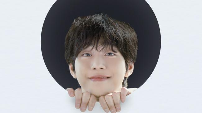 Ahn Hyo-seop has become a cosmetic model.Innisfree selected Actor Ahn Hyo-seop as its brand model and released a teaser for the advertisement of Super Volcanic Porcine Moor Mask 2X on June 22.Actor Ahn Hyo-seop is a popular actor who won the Baeksang Arts Award for New Artist by showing impressive acting in Seo Woo-jin in the end SBS drama Romantic Doctor Kim Sabu 2 this year.In the public image, Ahn Hyo-seop was wearing a white shirt and boasted a clean skin with no pores.Starting with this campaign, Ahn Hyo-seop will act as an innisfree advertising model both domestically and abroad.bak-beauty