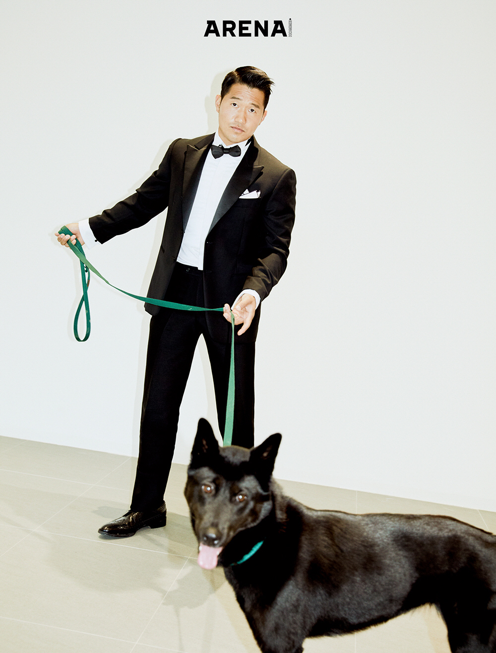 Pet trainer Kang Hyung-wook s first fashion picture and full-scale interview were released.Kang Hyung-wook , dressed in a suit for an interview picture with the mens Arena Homme Plus, stood in front of the camera with Pet Baro.He got a little awkward, and soon posed naturally as he joined Pet Baro.In the following interview, Kang Hyung-wook  said, The photo shoot is really so embarrassing. I always wear a T-shirt, but when will I shoot this?Kang Hyung-wook  was a change of perception of Pet in Korean society.Kang Hyung-wook  appeared while people were catching up with dogs that did not listen, and there is no bad dog in the world, and the culture of respecting Pet became the mainstream.Kang Hyung-wook  said of the education at the time, It was extremely human-centered. I only pressed Pets without worrying about why they bark.Would you not bark while raising Border Collie at the office? Impossible. Its like keeping a chicken from pecking. You have to rethink the problem behavior.Is it a problem for Pet to run or just that I am uncomfortable? I have to worry about whether the Guardian himself can not provide the environment and opportunity.At first, I couldnt get it. My cell phone was broken and I went to the service center, and it was like an employee saying, Your cell phone doesnt want to change the liquid crystal. Just six years ago.But I wanted to explain it to you as best I could, and there were people who listened to the story little by little. Kang Hyung-wook  recently dealt with very aggressive pets in Dog is good and showed a strong discipline that was different from the previous one. Perhaps many people who see Dog is good will wonder.Why do you press Pet these days? I keep asking myself as a trainer and checking out what I said.There is someone who doesnt play the Guardian role, states the Guardian: Its etiquette that I teach the 31-month-old son the most.It takes three things to raise a child.To understand your mind, to provide time and place and play to express your energy, and to teach you how to get along with others.Many Guardians choose to cook only a few things, and Guardian is a parent, and he wants to be an uncle or aunt.I think theres a side Ive made Guardians that way, and I feel responsible: most of the dogs I meet now are dogs that have been abused by affection.He also said, Many Guardians tell me, Our dog is socially degraded. In fact, Guardian is socially inactive.If Pet barked at someone, it is first to apologize for the short line and to apologize, but there are many people who just bark.We should tell the dog about the system that lives in this society and show the Guardians appearance. Why do he love dogs so much? Sometimes people who have lived and have to live hard, protect themselves, want to go somewhere and stay alone.Only companion animals can show such a thing.My wife, for example, always says Im going to throw out my red pants for ten years, but our Dahl or Baro dont say that. Ha ha ha.Of course I know she loves me and says that, but the dog neither scores nor judges us.The Kang Hyung-wook  trainers office of the center was accompanied by the slogan Making a dog-raising society.Ive been through many Europes, and theres someone on the street who doesnt care for anyone if theres a dog that doesnt care for anyone.If a dog is tied up in a remote place, there is definitely an old man left there, children waiting in a locked door.The rate of people with disabilities is similar to that of the world, but in Korea, there are no people with disabilities.I also think that this government is taking a lot of taxes because I do business, but I think in my mind, This is Europe. It is not a political story.I just want my child to live in a world where the socially disadvantaged can live well. The average of the treatment and environment that the weak receive is the indicator of the Europe.The goal is to create a society that grows dogs well, and thats where we start.He went on to ask why he refused to join the free Korean party ahead of the 21st National Assembly election in the troubles of Kang Hyung-wook  trainers for social underprivilege and good society.He replied firmly: I will never do politics, I dont go to a drink, I dont like organizational culture, so Im not part of any dog-related association or organization.What kind of person is Kang Hyung-wook , a human being, not a trainer?People see me educating Pet and think Kang Hyung-wook  is not excellent in character, but I am just a trained Pet trainer.I am grateful and fortunate to be able to grow as a trainer and grow myself, because the human Kang Hyung-wook  is far less than the trainer Kang Hyung-wook .Kang Hyung-wook , who is out of training, is just a man living in Gapyeong. Kang Hyung-wook s entire picture, and a genuine interview on Pet culture and his life, can be found in the July issue of Arena Homme Plus and on the website.