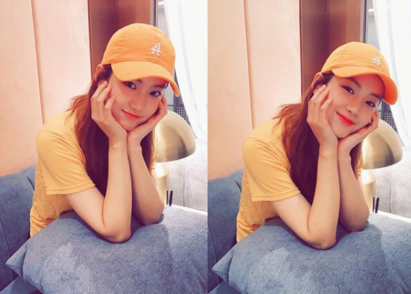 Actor Park Joo-hyuns latest on the show has been revealed.On the 23rd, Park Joo-hyun posted a picture with his article Thank you always through his Instagram.Park Joo-hyun in the public photo boasts beautiful looks with an orange hat and calyx, capturing the attention of netizens.Meanwhile, Park Joo-hyun was greatly loved by his impressive acting skills through the role of Human Class Bae Kyu Ri, which was released on Netflix in April.Recently, KBS 2TV new drama Zombie Detective appeared.