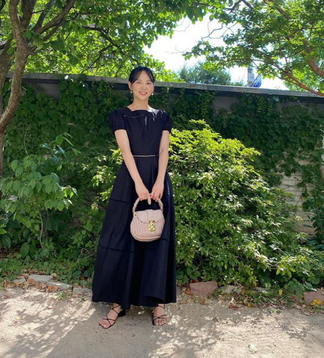On the 23rd, Yoon Seung-ah posted several photos and articles on Instagram, I am a girl who keeps taking pictures after a long time in a dress-up yesterday.The photo shows the figure of Yoon Seung-ah building a bright Smile in the fresh sunshine.In a black color long dress, Yoon Seung-ah caught the eye with a lovely atmosphere.Meanwhile, Yoon Seung-ah appeared in the movie The Chansil is a lot of corridors.