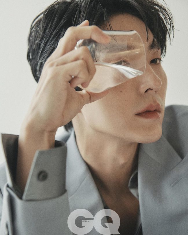 Actor Lee Joon-GI is a pictorial device into the back.Male magazine now nail Polish eBay(GQ KOREA)with this level of pictorial topics and music.The recently revealed pictorial properties this natural concept of to wear them nicely digestion and aid pictorial craftsmanship as significant level.This standard is prepared props to actively utilize different atmosphere to that we, as a new delicate emotional acting and expressive colorful charms as you elicit it. As well as the white background property, freedom of movement and that of the preceding pictorial male contained in the image and another soft expression that seemed to admire to his own.This is like this through the usual charismatic look, and a comfortable and a warm smile to show this. He in an interview in a long comeback tvN new every flower of evilfor a genuine story to him.Career is in the process of someday inevitably have to face the challenge felt like,said He new people, we create a role for people who love the property and expressed a subtle tension to the genre characteristics and to connect the public to have,he explained. This level is Moon Chae-won Actor and Breath of questions asked in the Moon Chae-won Actors personality is quiet and serious and is the exact opposite. Thanks to the Character build to its big helphigh expectations against him