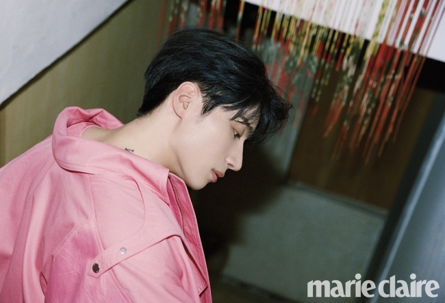 Boy group Victon (VICTON) member Han Seung-woo delivered a variety of charms and ambitions through magazine pictures.Magazine Marie Claire released an interview with Marie Claires July issue picture with the group Victons Hansung-woo, who recently completed her second single album Mayday.Han seung-woo, who completed a charming visual with a solid Fijical styling and perfected the styling, captivated the gaze with a variety of colors of Han seung-woo with chic and rugged expression and the expression of an open boy.In a subsequent interview, Han Seung-woo said, I started to get attention last year, three years after debut, and all the members became confident, especially in this album, and the process of opinion among the members was fierce because they participated in writing, composing and choreographing with a toxic active appearance.I want to be Ali more and more about Vikton and Han Seung-woo, I want to remain in the top spot on the music charts, I want to rumor that the music is good, and I want to make a song that I am satisfied with myself, he said.I used to want to make the results stronger even if I went back, but now I am slow and my roots are deepened, so I am going to speed up from now on, he said.Im going to make at least two more recordings this year, he said, adding that he wanted to collaborate with other musicians personally.Han Seung-woo, who has been loved by his unique charming smile and Fijical and is attracting attention as a new big icon, is currently performing a vigorous performance such as mini 6th album Continuous and single 2nd album Mayday, and appearing various online contents.marie clairre offer
