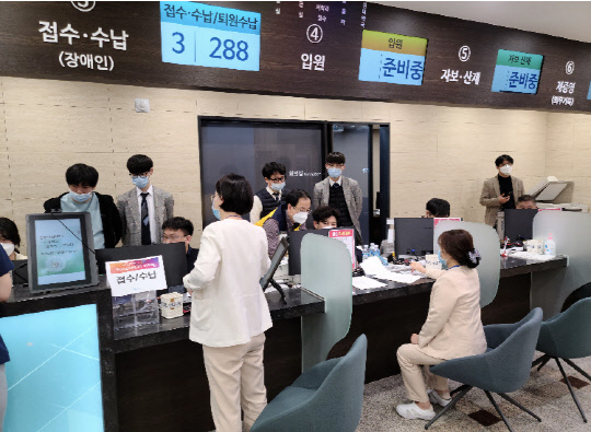 이지 이미지