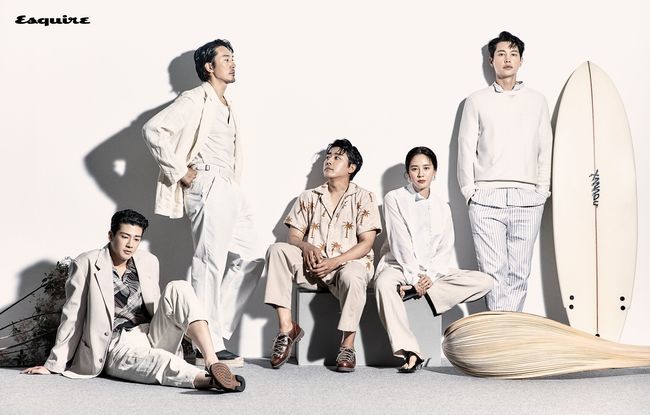 Actor Song Ji-hyo, Son ho joon, Song Jong-ho, Kim Min-joon, and Guja Sung were released.The five Actor will be the main character of the new Drama We Did Love, which is scheduled to air in July, and will show a 4-to-1 romance centered on the character Old affection divided by Song Ji-hyo.The story of a single mother who had to give up her dreams and love due to childcare, growing up again with her past relationships and opportunities.THAT SUMMER, which collaborated with mens lifestyle magazine, is a reinterpretation of the plot of the drama as a lyrical mood.Under the theme of Emotions and Winds of the last youth that suddenly continues again, it created a refreshing and faint atmosphere.