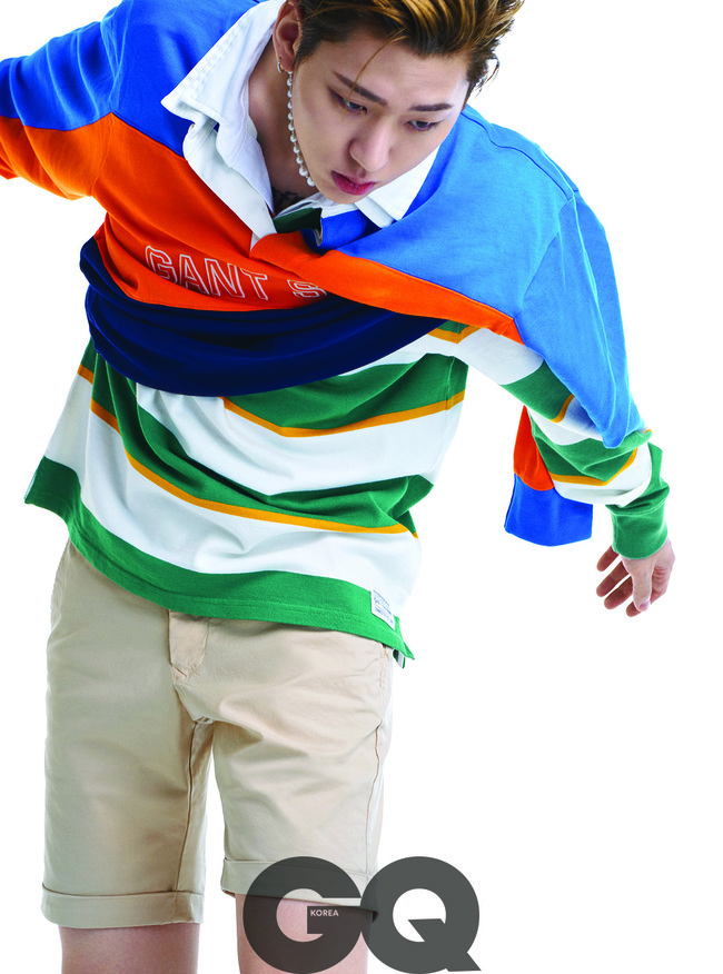 A unique artist, Zico, has been released.Zico in the public picture styled the colorful color and pattern look with oversize silhouette.It freely directs with its own aura and attracts attention by completely digesting the concept of Young Preppy style.The sporty foot city jacket, reminiscent of the campus look, showed trendy fashion in matching denim, while two striped lugger shirts were put on to show a unique look.He also showed off his personality with oversize blazers and pants styling that reformed his bottoms.Zico, who is a pictorial with all the unusual styling, charisma and antics, has unreservedly demonstrated his appearance as a fashionista by directing his own Preppy Outlook.Park Su-in