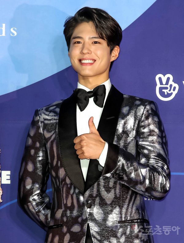 Park Bo-gum side Enlisted, Navy Culture Promotionalist Acceptance (official) How are you? Blossom Entertainment. Id like to give you a message about the Park Bo-gum Actor Enlisted.Park Bo-gum Actor has received an Acceptance to Navy Culture Promotionalist, which will be Enlisted on August 31, 2020.I plan to finish filming the movie Wonderland and the drama Youth Record until Enlisted.I would like to ask you to support Park Bo-gum Actor to fulfill its obligations in a healthy manner. Thank you.