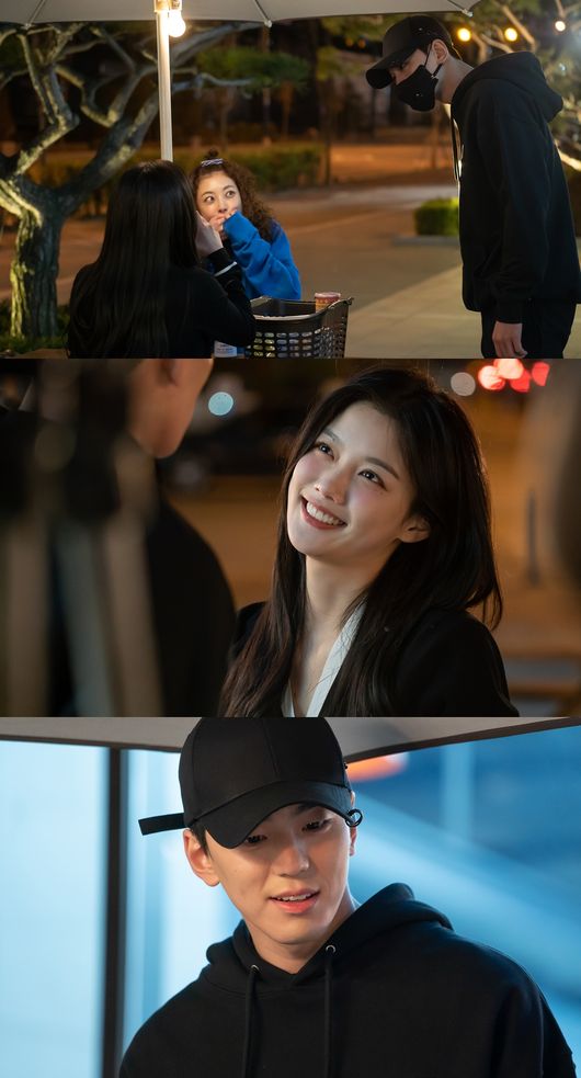 Convenience store morning star Kim Min-kyu, Kim Yoo-jung Nam Sachin appeared as Hot visual Kim Min-kyu appears as a warm committee of Kim Yoo-jung.SBS gilt drama Convenience store morning star (playwright Son Geun-joo, director Lee Myung-woo) is a 24-hour comic romance in which Hunnam manager Choi Dae-hee (Ji Chang-wook) and 4-dimensional alba-saeng Jung Sae-byeol (Kim Yoo-jung) stage the Convenience store.In the last three endings, Choi Dae-hee and Jeong Sae-sung, who are amplified by misunderstandings, are foreseen and raise questions about future development.In the 4th episode of Convenience store morning star on the 27th, a new character appears between Choi Dae-hee and the star.The warm Nam Sachin (boy friend) Kang Ji-wook (Kim Min-kyu) of Jeong Sae-Sung Star appears.Kim Min-kyu will appear as a special member of the elementary school committee Kang Ji-wook of the star, and will bring a strange tension between the star and Choi Dae-hee.In the drama, Kang Ji-wook is a next-generation national star, who has a unique history of making his debut as a movie actor by catching the intensity of entering the Convenience store and riding the media.In the photo released before the broadcast, the meeting between Jung Sae-sung and Kang Ji-wooks Convenience store is caught and focuses attention.In the photo, the star is drinking beer with friends who have been upset. Kang Ji-wook, wearing a black mask in front of the star, is approaching and greeting him.The appearance of friends who are making fuss after noticing movie actor Kang Ji-wook can be seen as a famous star.In particular, Kang Ji-wook, who approached Jeong-Sae-Byeol first, suggests that they were friendly in the past.What will they be reunited for a long time and talk about? Expectations are growing for the story of Convenience store Morning Star, which will become more exciting with the emergence of Kang Ji-wook.Despite Kim Min-kyus special appearance, he will continue to appear as a major role in bringing vitality to the drama, said the production team of Convenience Store Morning Star.I hope Kim Min-kyu will appear as the next generation national star and the warm-hearted Nam Sa-chin of the star of the stars, he said.On the other hand, the 4th SBS gilt drama Convenience store morning star, in which Kim Min-kyu first appeared, will be broadcast at 10 pm on the 27th.