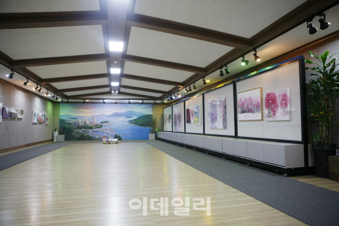 미술관 이미지