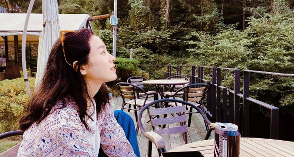 Actor Han Ji-min has reported on his recent situation.On the 29th, Han Ji-min posted a picture on his Instagram with an article entitled Sky was pretty day; The rainy season careful, have a strong week.In the photo, Han Ji-min sits on the terrace in the forest and looks at nature. Han Ji-mins charm, which boasts doll beauty even in a quiet person, attracts attention.Meanwhile, Han Ji-min is preparing for Noh Hee-kyungs new film HERE (Gase) as his next film after finishing filming the film Discipline.