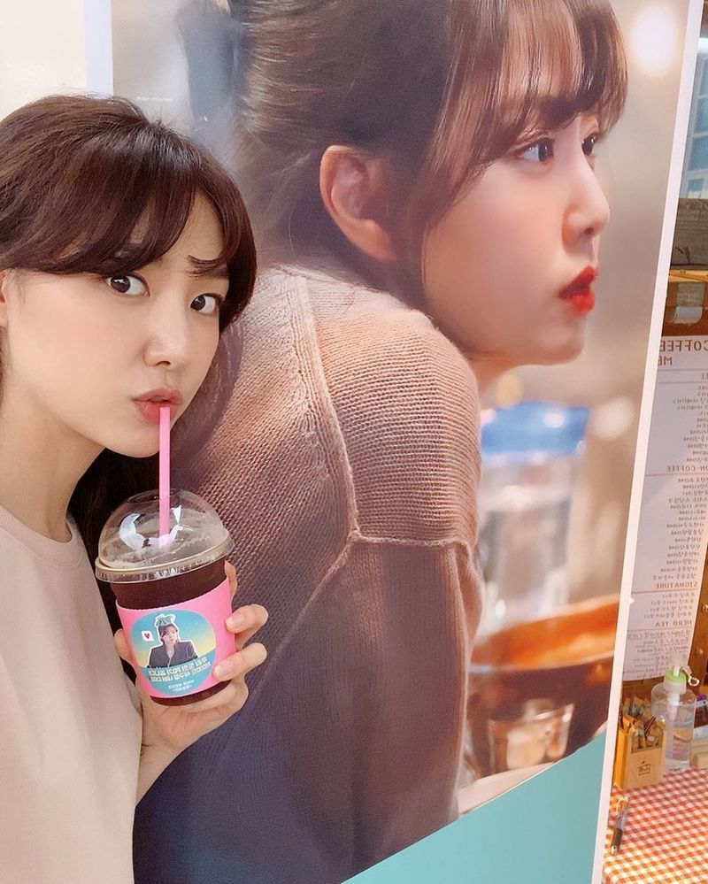 Actor Seo Ji-hye flaunted her innocent lookSeo Ji-hye posted a picture on his Instagram on June 30 with an article entitled Goodbye. Thank you.Inside the picture was a picture of Seo Ji-hye staring at the camera with a drink.Seo Ji-hyes large, clear eyes make her look even more beautiful. Seo Ji-hyes cute look also attracts attention.The fans who responded to the photos responded such as It is so beautiful, It is the most cute in the world of my sister and Sim Kung.