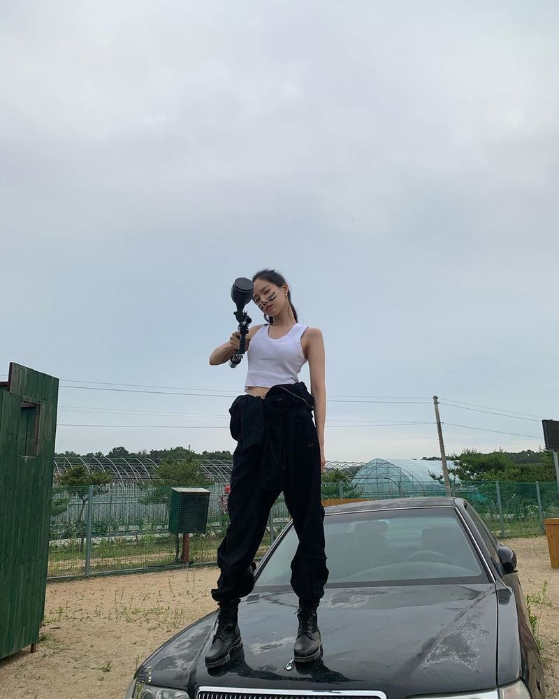 Actor and group Apink member Son Na-eun boasted a sexy charm.Son Na-eun posted several photos on his personal Instagram on June 30.In the photo, Son Na-eun poses with a gun in a sleeveless suit, showing off her sexy charm, including a cute frown and a dignified pose on top of the car.Especially, the long legs and the body without a thin body focused attention.park jung-min