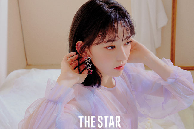 Special pictures with IZ*ONE Kwon Eun-bi, Miyawaki Sakura and Kim Chaewon were released.In this photo released in the July issue of The Star Magazine, three IZ*ONEs showed off their mysterious visuals on the theme of FANTASY OF THE GIRLS.IZ*Kwon Eun-bi, Sakura and Chaewon in the public photos were posing harmoniously when they were together, but they expressed their charm and eyes in the single cut.In an interview after filming, Kim Chaewon said, I want to show IZ*ONE, which is stronger than the last album in the title song Fantasy Fairy Tale.You can feel the charm of the reversal that is completely opposite to the playful and cute appearance on the stage, he said, explaining what he wants to show with the recently comeback Mini album.Miyawaki Sakura, who caught everyones attention with a unique atmosphere and visuals on the set.In addition to visual praise, I would like to hear the word cute when asked if there is anything I want to hear from fans and the public.I like to say cute because I am an idol, but I like to say cute because I am an idol.I am trying hard to look cute. When asked about Sakuras happiest moment after debut with IZ*ONE, he said, It is very strange that our fans are being created in a country that has never been there.I cant believe it, but Im just happy when I think about it. I want to go to the place where we have our fans, and if things get better, I will definitely go to see our fans.When asked how IZ*ONE leader Kwon Eun-bi leads eleven members, he said, Every member has different characteristics and tendencies.So I want to talk to each member at eye level as much as possible.  For example, when I wake up the members in the morning, Eugene is sensitive, so if I wake up quietly, Eugene, I have to wake up, Min-Ju said, Min-Ju!I will continue the conversation with my own eye level. When asked about his own driving force that he could overcome when he was tired, he said, It was different from moment to situation, but eventually the family was the greatest.I am tired and tired, and I have a great heart to repay the family who silently supported me.  Now with IZ*ONE, I am able to think about the members.I was able to get up again even if I was tired because there was someone who believed in me and Cheering around me like this. Kim Chaewon, a lovely character and a filmmaker, asked the fans what they wanted to say last, Thank you so much for waiting for us all the same.I will try harder to do this activity and go to various ways. Thank you always. IZ*ONE Kwon Eun-bi, Miyawaki Sakura, Kim Chaewons various attractions and interviews can be found in the July issue of The Star (released June 25).