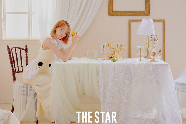 Special pictures with IZ*ONE Kwon Eun-bi, Miyawaki Sakura and Kim Chaewon were released.In this photo released in the July issue of The Star Magazine, three IZ*ONEs showed off their mysterious visuals on the theme of FANTASY OF THE GIRLS.IZ*Kwon Eun-bi, Sakura and Chaewon in the public photos were posing harmoniously when they were together, but they expressed their charm and eyes in the single cut.In an interview after filming, Kim Chaewon said, I want to show IZ*ONE, which is stronger than the last album in the title song Fantasy Fairy Tale.You can feel the charm of the reversal that is completely opposite to the playful and cute appearance on the stage, he said, explaining what he wants to show with the recently comeback Mini album.Miyawaki Sakura, who caught everyones attention with a unique atmosphere and visuals on the set.In addition to visual praise, I would like to hear the word cute when asked if there is anything I want to hear from fans and the public.I like to say cute because I am an idol, but I like to say cute because I am an idol.I am trying hard to look cute. When asked about Sakuras happiest moment after debut with IZ*ONE, he said, It is very strange that our fans are being created in a country that has never been there.I cant believe it, but Im just happy when I think about it. I want to go to the place where we have our fans, and if things get better, I will definitely go to see our fans.When asked how IZ*ONE leader Kwon Eun-bi leads eleven members, he said, Every member has different characteristics and tendencies.So I want to talk to each member at eye level as much as possible.  For example, when I wake up the members in the morning, Eugene is sensitive, so if I wake up quietly, Eugene, I have to wake up, Min-Ju said, Min-Ju!I will continue the conversation with my own eye level. When asked about his own driving force that he could overcome when he was tired, he said, It was different from moment to situation, but eventually the family was the greatest.I am tired and tired, and I have a great heart to repay the family who silently supported me.  Now with IZ*ONE, I am able to think about the members.I was able to get up again even if I was tired because there was someone who believed in me and Cheering around me like this. Kim Chaewon, a lovely character and a filmmaker, asked the fans what they wanted to say last, Thank you so much for waiting for us all the same.I will try harder to do this activity and go to various ways. Thank you always. IZ*ONE Kwon Eun-bi, Miyawaki Sakura, Kim Chaewons various attractions and interviews can be found in the July issue of The Star (released June 25).