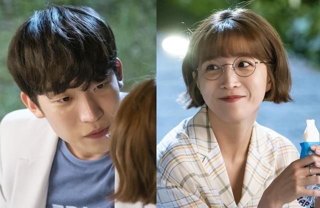 A second later, Lee Cho-hee and Lee Sang Yi were caught in a close-knit moment.In the 57th and 58th episodes of KBS2 Weekend drama Ive Goed Once, which will be broadcast on the afternoon of the 4th, it will present a heart-warming romance with the deepening emotions of Lee Cho-hee (Song Dae-hee) and Lee Sang Yi (Yun Jae-Suk).Previously, Song Da-hee and Yun Jae-Suk (Lee Sang Yi) had a single crisis (?) and became more solid.Yun Jae-Suk has broken Song Dae-hees feelings by releasing details of his love affair with his ex-girlfriend Ji Sun-kyung (Lee Sung-kyung).Since then, Yun Jae-Suk has sent a letter of reflection and even a serenade for her, and sweetly colored the viewers Weekend evening.While the two people are expecting a more intense romance, the photos show the appearance of a multi-family couple facing each other with friendly eyes.Yun Jae-Suk, who looks at Song Dae-hee with his friendly eyes, and Song Dae-hees sweet chemistry, who is making a smiley smile, make even those who see it laugh.On the other hand, Yun Jae-Suk, who laughed playfully, faces Song Dae-hee with a serious expression as if he was nervous, and it gives a pleasant tension.The moment of those who seem to reach their lips is doubling their excitement.In addition, Yun Jae-Suk is embarrassed by the sudden action of Song Dae-hee, and the dating scene of the two people is more curious.Lee Cho-hee and Lee Sang Yi, who will give tension and excitement at the same time, will be able to confirm the KBS2 Weekend drama I went once 57, 58 times, which will be broadcasted at 7:55 pm on the 4th.