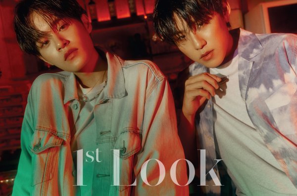 AB6IX members Park Woojin and Lee Dae-hwi have released a different charm like a hero in a youth movie through a first look picture.This is the first time that two people who love friendship as long as their long relationship have taken pictures together.The two men, who are equipped with a more mature and charismatic style, produced a dramatic scene that fits well in the hot summer night and completed a picturesque cut.Park Woojin and Lee Dae-hwi in the picture released on the 2nd caught the eye with a new look that had never been shown before.Lee Dae-hwi, who shows off his own clear color anytime and anywhere, once again imprinted him as a picture artisan with his languid eyes and various poses, and Park Woojin, who overwhelms the surroundings with his intense presence, showed the perfection of making all the cuts A-cuts with a unique aura.In the interview after the photo shoot, the two people expressed their determination and excitement ahead of the new album activity.Park Woojin, who expressed his regret that he was not able to show a good stage after the injury, and he was thirsty. I will make the best stage with a new determination.Lee Dae-hwi also said, I want to build up a full time through the stage of Chanpur with four AB6IX people. I am truly happy to stand in front of the camera and on stage now compared to the beginning of debut.I will enjoy the moment and show you the best. On the other hand, AB6IX launched its second EP <VIVID>, which contains its own vivid colors.Interview, Park Woojin, and Lee Dae-hwi, which contain related stories, can be found in  199, published on July 2.In addition, digital content featuring Park Woojin & Lee Dae-hwi (Candles) fantasy Chemie will be released on the first look YouTube channel on July 18.