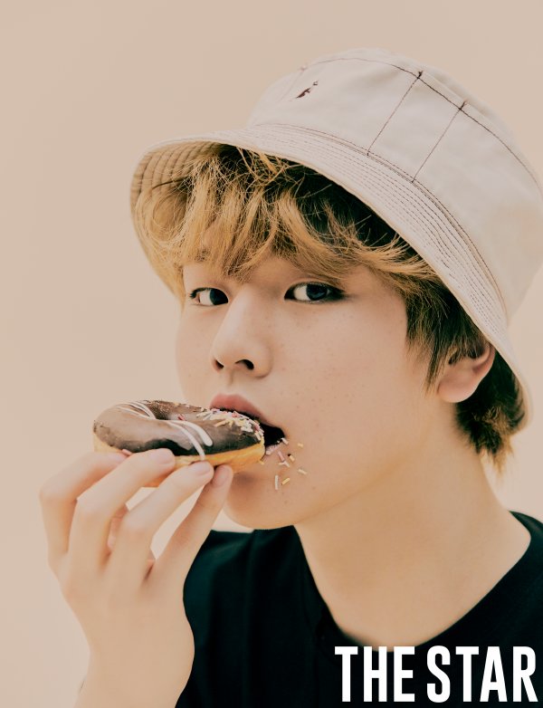 The first solo picture of H & D South Dohyeon was released.In this photo released through the July issue of The Star magazine, Nam Dohyeon showed off his 17-year-old boys cool visuals under the theme of SUMMER OF SEVENTEN.In the open photo, the dohyeon showed his cute charm by looking at the camera chicly or eating donuts with a pure face sometimes.In an interview after the filming, Nam Dohyeon said, It was glorious to have taken a single picture, and it was expected and fun to show various images to fans.I had a burden and a hard time coming out of H&D right away, but I think I finished it well, he said, laughing, I think I can show a variety of things in the future, so it was a satisfying activity.When asked about the difference between H&D in the boy group, he said, I have not been sure about my identity because I have only done one activity. He said, I want to be more than an idol on stage, but I will try to show a better appearance.When asked what he focused on when he wrote to Dohyeon, who has a great talent for composition, he said, When I was young, I wrote my favorite music or as I thought.But now I try to make music for others, not just music for me. When asked if there was any difficulty, he went to an audition program called Under Nineteen when he was 15 years old.I have a good thing to go out, but I have had a lot of stress or difficulty compared to other peers.  I am proud to think about that time, but I feel sorry for myself. Finally, when asked what I wanted to say to my fans, I said, I am impressed by the fans and I think I should repay them as much.I love you and dont leave, he said with a smile.Namdohyeons pure and refreshing picture and candid interview can be found in the July issue of The Star.