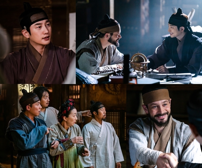 Park Si-hoo spends a special time with Brüno, a Westerner who appeared in Joseon.In the TV CHOSUN special drama Wind and Cloud and Rain (playplayed by Bang Ji-young / Director Yoon Sang-ho / Production Victory Contents, High Ground) (hereinafter referred to as Wind Cloud Rain), which will be broadcast on July 5, Park Si-hoo (played by Choi Chun-jung) and his main family members are surprised by Brünos appearance.Choi Chun-jung (Park Si-hoo) had set up all the platforms to make This response (Jeon Gwang-ryul)s son Jae-hwang the king.It introduces the people to the people as the king of the sky, and it gets the public mind, and it caused the division inside Jangdong Kimmun, which was the biggest enemy.Therefore, it seems that the purpose of the two people toward the throne is achieved by leaning toward Choi Chun-jung and Lee Eung-eung.In the meantime, a strange Westerner appears in front of Choi Chun-jung and the main family members, and a new episode is foreseen.They are amazed and can not take their eyes off the appearance of a stranger (Brüno) who has never seen him before.He also asks him to propose a special deal, which he does not know, and Choi Chun-jung is curious about what the contents will be and whether he will accept the proposal.In addition, Choi Chun-jung and the strangers are attracted to the earthen scripts that came from the West. Although Western culture is flowing into Joseon, there is a sense of rejection and Catholicism is persecuted.Expectations are rising sharply on the story to be unfolded today (5th) how the meeting with Yangin will affect Choi Chun-jung.