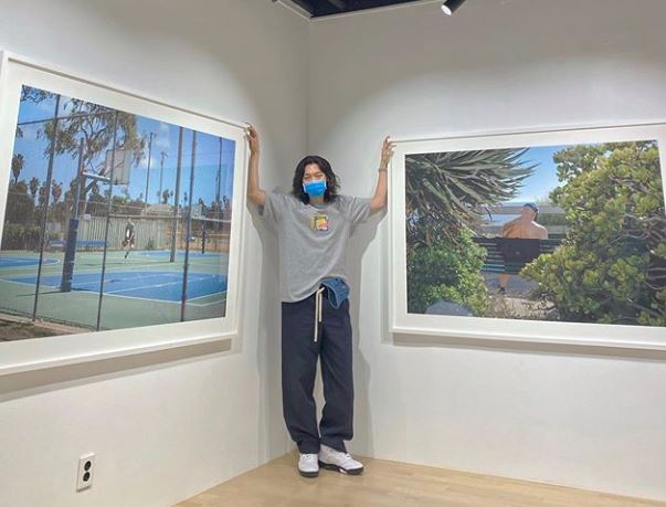 Actor Ryu Jun-yeol has shared his latest with Supernatural Short hair hair.Ryu Jun-yeol posted a picture on his Instagram on the 8th.In the photo, there was a picture of Ryu Jun-yeol taking a picture in a casual costume at a photo exhibition hall.In particular, Ryu Jun-yeol boasted a supernatural charm, revealing the trademark short hair hair as well as the hair that looks like curly.Also, Ryu Jun-yeol, who is in the ranks of Art Teiner, reveals his desire to open a photo exhibition.Meanwhile, Ryu Jun-yeol was cast in Choi Dong-hoons film The Alien (Gase) and went on to shoot.Photo: Ryu Jun-yeol Instagram