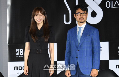 까마귀 필름 이미지
