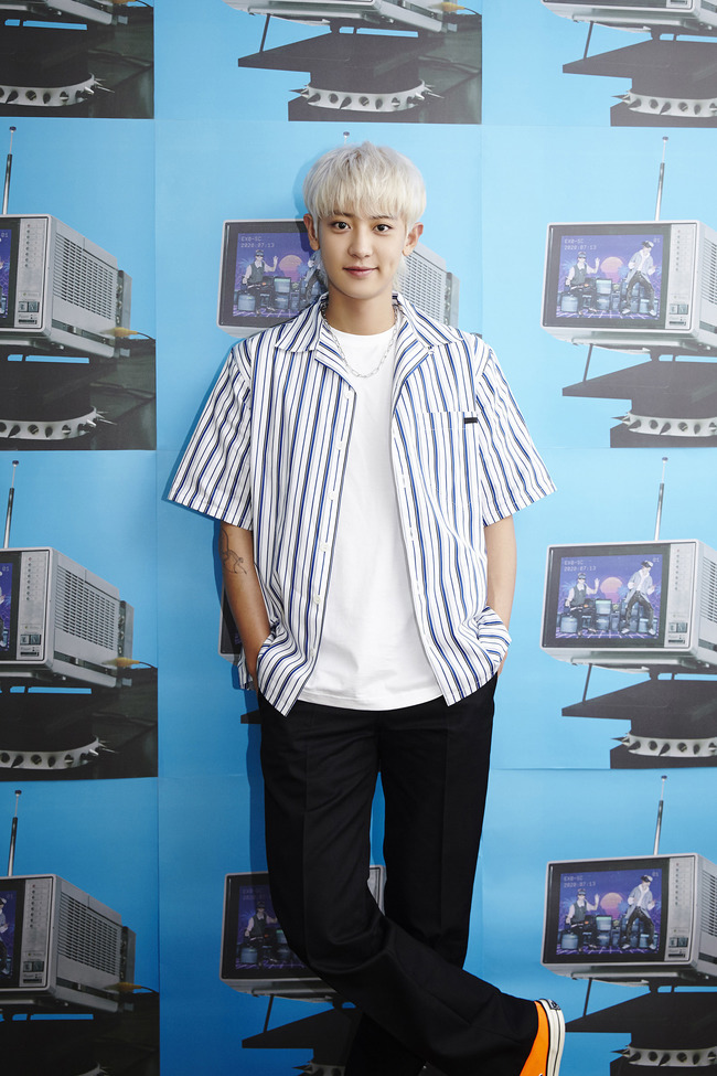EXO Sehun & Chanyeol (EXO-SC) revealed their working and comeback feelings ahead of the release of their first full-length album.Sehun & Chanyeols first full-length album 1 billion views will be released at 6 pm on July 13.The title song 1 billion views music video can also be seen on YouTube and Naver TV SMTOWN channels at the same time.Sehun & Chanyeol participated in the songwriting of the album following the first mini album released last year.As it contains three self-titled songs that have been worked hard, expectations are focused on the music to be shown on the new album.hereinafter Sehun & Chanyeols first full-length album related QA.Q1. What are your feelings about releasing a full-length album in about a year after your first mini-album?- Sehun: I tried to make a good album as long as the fans waited for me, so I hope that many people will listen, sympathize and love me because it is a hard work album.Q2. What kind of song is the title song 1 billion views? What if there is an appreciation point?- Chanyeol: 1 billion views is a disco hip-hop song with retro sensibility, and the other person likened the heart to 1 billion views.As the content of Internet streaming has diversified these days, I have melted frequently used words such as ASMR, 4K high-definition cam, and web drama into the lyrics.Fans are familiar words that they usually use, but it would be better if you focus on this.Q3. What if the title song 1 billion views is expressed in ten letters?- Chanyeol: Lets listen to a billion views!- Sehun: Im not sick of hearing a billion times (laughs)Q4. After his last album What a Life, he also wrote all of his songs, and he had three of his own. What was his work? Where did he get his inspiration?- Sehun: I thought a lot about writing, looking back on the times from childhood to the present.It was a good time to look back at me who had been busy in the past, recalling the past experience such as the hard moment and the joyful moment.- Chanyeol: I think a lot of ideas come up when Im thinking about a quiet night, and I think music works well mainly in the middle of the night.Q5. The song Chuck was released in a surprise and collected the topic. What if I told you the behind-the-scenes?- Chanyeol: I wanted to give surprise fun to fans waiting for a comeback.We liked to spoil it, and I thought it would be nice to throw gifts in our pleasant way without being ordinary.I told Chuck in advance on a live broadcast with the so-called Nopaku concept and immediately announced that I would officially announce this, but when I heard the song while I was long-lived, I heard the song and it seemed to be a surprise gift.Q6. This album also contains their own Solo songs, what are the characteristics of what? What if they appreciate each others Solo songs?- Sehun: Chanyeols Solo song Nothin is really easy to hear, because it is a complete song made of good beats and addictive lyrics.- Chanyeol: Sehuns Solo song On Me is a song that Sehun expresses himself well.The released track music video also contains Sehuns wonderful performance, so if you listen together, you will have the pleasure of listening.Q7. Dynamic duos Gaeko also produced this album, what do you think were doing together? What if theres an artist who wants to work with?- Sehun: Since Gaeko is the best rapper and producer in Korea, it was a very easy decision to work on music together.He has a lot of musical learning and is a very good brother in human beings.- Chanyeol: My breathing is really good with Gaeko.(Laughing) And many people including 10CM, Penomeco, MOON participated in this album, so I am so grateful and I would like to work with Post Malone if I have a chance next time.Q8. What if there is a goal to achieve with this album?- Sehun: I hope that more people will listen to our songs than the last album rather than the grand goal.Q9. One last word to each other.- Sehun: Lets go all the way together, Dean!- Chanyeol: Sehun, thank you for being so nice together in 2020, so nice to be able to play music together!