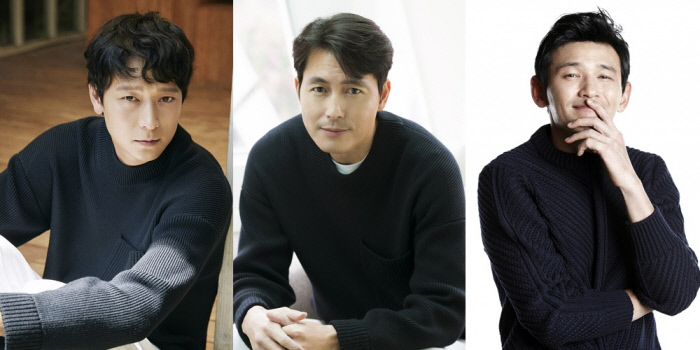 Who is the Festival Winners -- Losers during the peak summer season?Actor Gang Dong-Won, Jung Woo-sung and Hwang Jung-min jumped into the game to win the box office after the Corona 19 aftermath.The first challenge is Gang Dong-Won, who will join hands with director Yeon Sang-ho to launch the movie Peninsula on the 15th.Peninsula is an action blockbuster that depicts the last struggle of those left behind in the ruined land for four years after Train to Busan.Zombie 2: Jung Dong-Won, who survived the Dead are Among Us virus in Hong Kong, returns to Korean Peninsula for money only and goes to fight for his life with Min Jung (Lee Jung Hyun).Peninsula is a work that connects Train to Busan world view.As director Yeon Sang-ho said, I imagined a lot about what would happen in Korea after Train to Busan. Peninsula completed the ruins of the ruins completely isolated after the unprecedented disaster after a year of preparation.Inside, the conflict between survivors, Zombie 2: The Dead are Amon Us fight, and the tension of the Korean Peninsula escape are embroidered in the 115 minute film.Here, we add a car-chasing scene reminiscent of Madmax: Road of Fury, which gives a dynamic attraction.The second hitter in the summer season is Jung Woo-sung, who is aiming for another hit with Yang Woo-suk and Kwak Do-won, who made a kite in Steel Rain.He will be divided into South Korean President Han Kyung-jae in the Steel Rain 2: Summit (hereinafter referred to as Steel Rain 2).During the inter-Korean summit, the three leaders will play the president who wants to save Korean Peninsula in the crisis just before the war after the Norths coup was kidnapped by the Norths nuclear submarine.Steel Rain 2 tells a completely different story from Season 1.In the previous episode, if the two North and South Korean iron rains are to cooperate to defend North Korea No. 1 immediately after the North Korean coup, this time shows the relationship and confrontation between the three countries that have added to the US in the inter-Korean nervous war.It will be confirmed on the 29th that it will be able to win the honor of the previous one who succeeded in mobilizing 4.45 million viewers in 2017.The last runners are Hwang Jung-min and Lee Jung-jae.In the Save from Evil (director Hong Won-chan), the last contract murder mission, Hwang Jung-min, who is caught up in a new case, and the ruthless The Chaser Ray (Lee Jung-jae) who chases him are played.With intense action and a desperate chase, we go on to hunt the audience.The two met again in seven years after the movie Shinsegae, and became a hot topic from the production stage.Those who have written the new horizon of Noir water are determined to give thrills and attractions to the co-work.Unlike Peninsula and Steel Bee 2, which connect the previous message, Save from Evil attracts prospective audiences in that it is an unpredictable new story.Director Hong Won-chan, who won the Busan Film Critics Association Award for Best New Director in 2015 for Office, guides him into a chewy story by taking advantage of his know-how in adapting many thrillers, including Yellow Sea, The Chaser and Im a Killer.You can visit the National Theater on the 5th of next month.